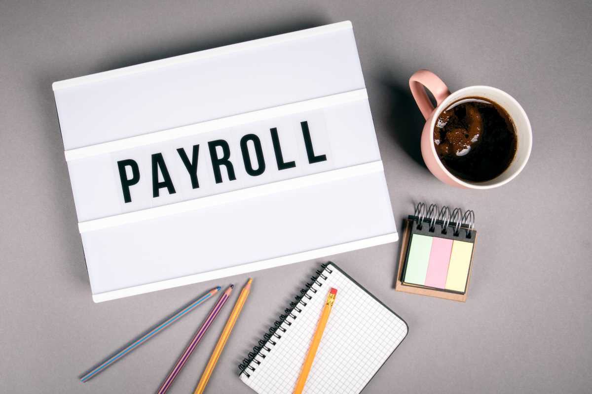 Contactless Payroll Services That Make Paydays Effortless